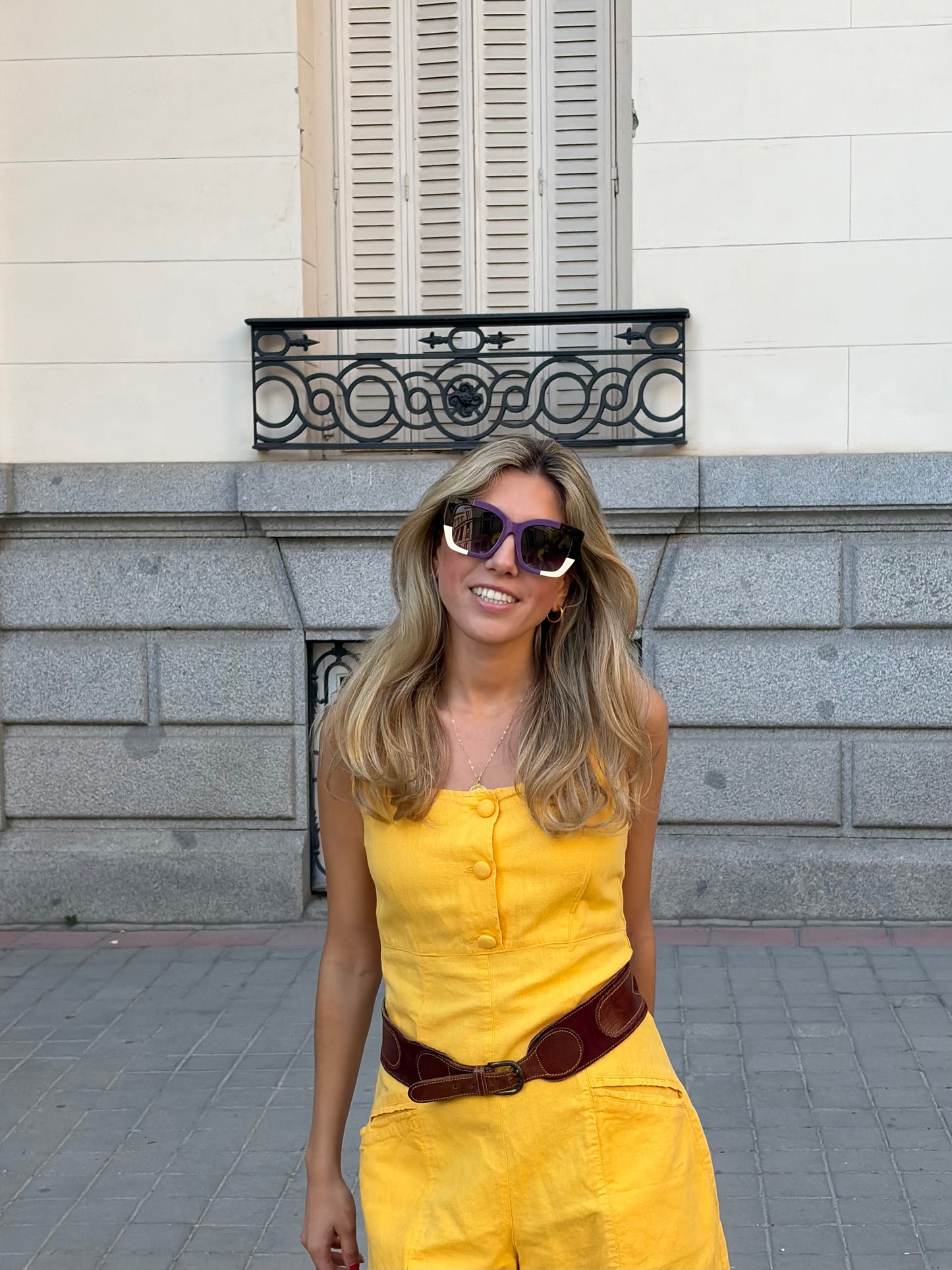 VIOLETA - The glasses that transform any basic look